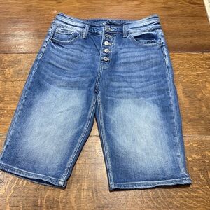 Kancan button‎ fly high rise Jean shorts women’s sz 29